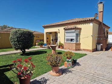 Chalet con piscina en venta en Los Franceses – La Vega
