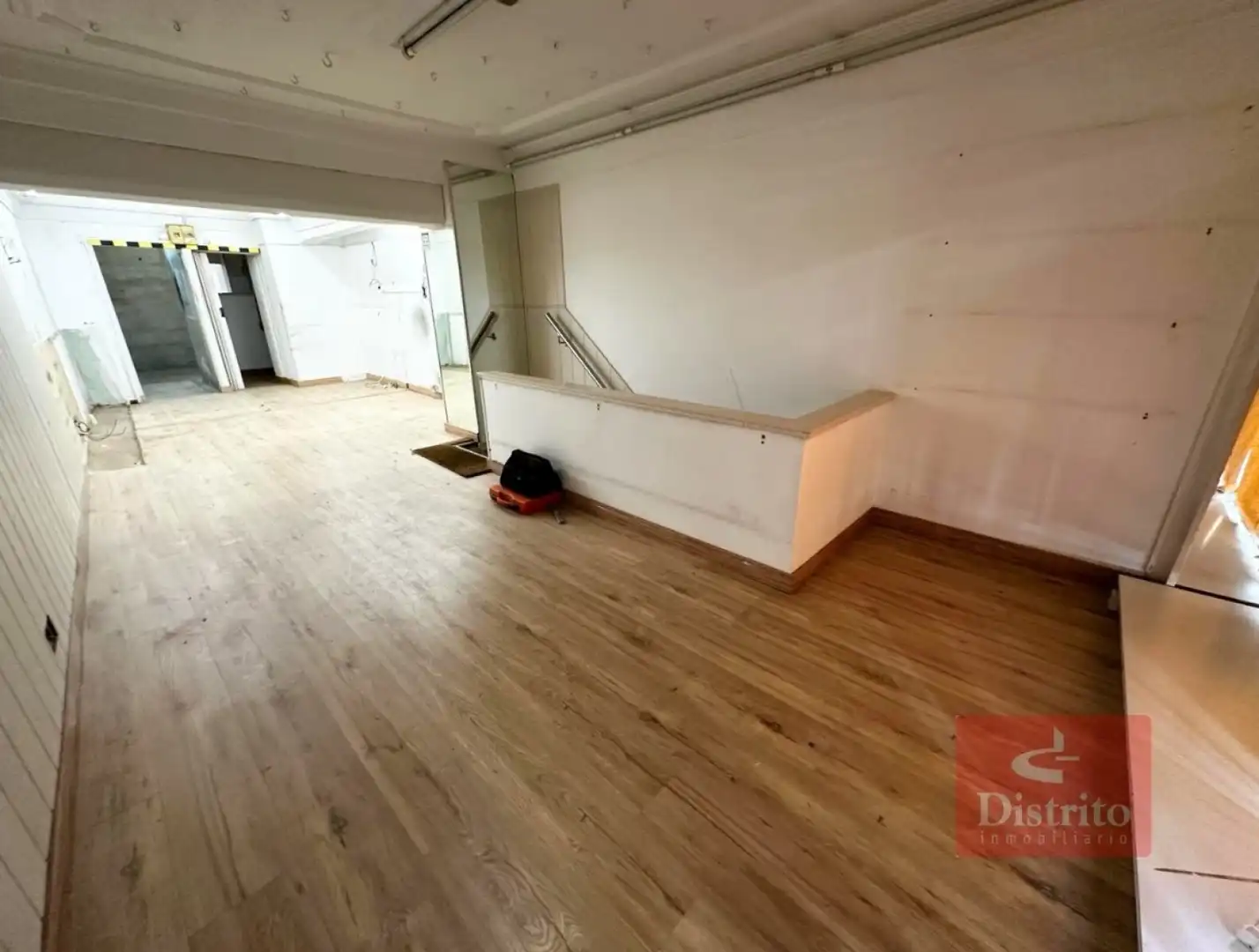 Local comercial en alquiler en Santander - Emilio Pino, imagen 2