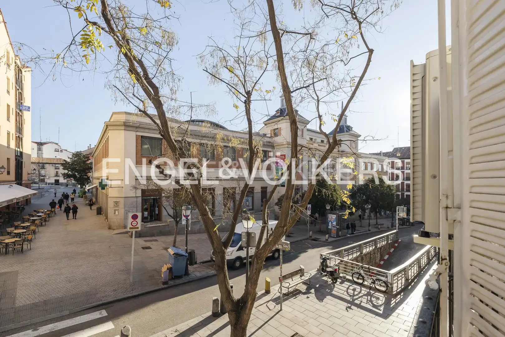 Exterior view of Flat for rent in Madrid  with Air Conditioner, Heating and Furnished