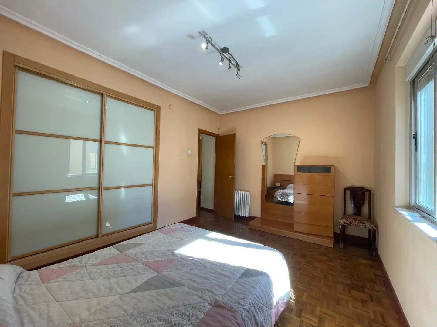Bedroom of Flat for sale in Zona Alta