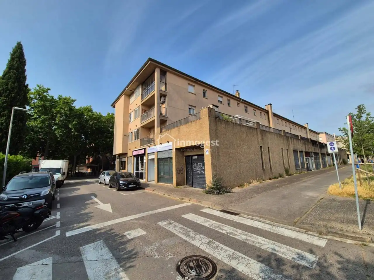 Local de alquiler en Avenida Amical Mauthausen, Fontajau - Sant Ponç