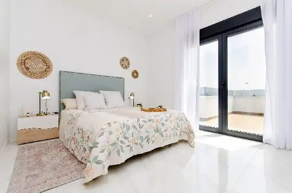 Chalet con piscina en venta en Casco urbano, imagen 8
