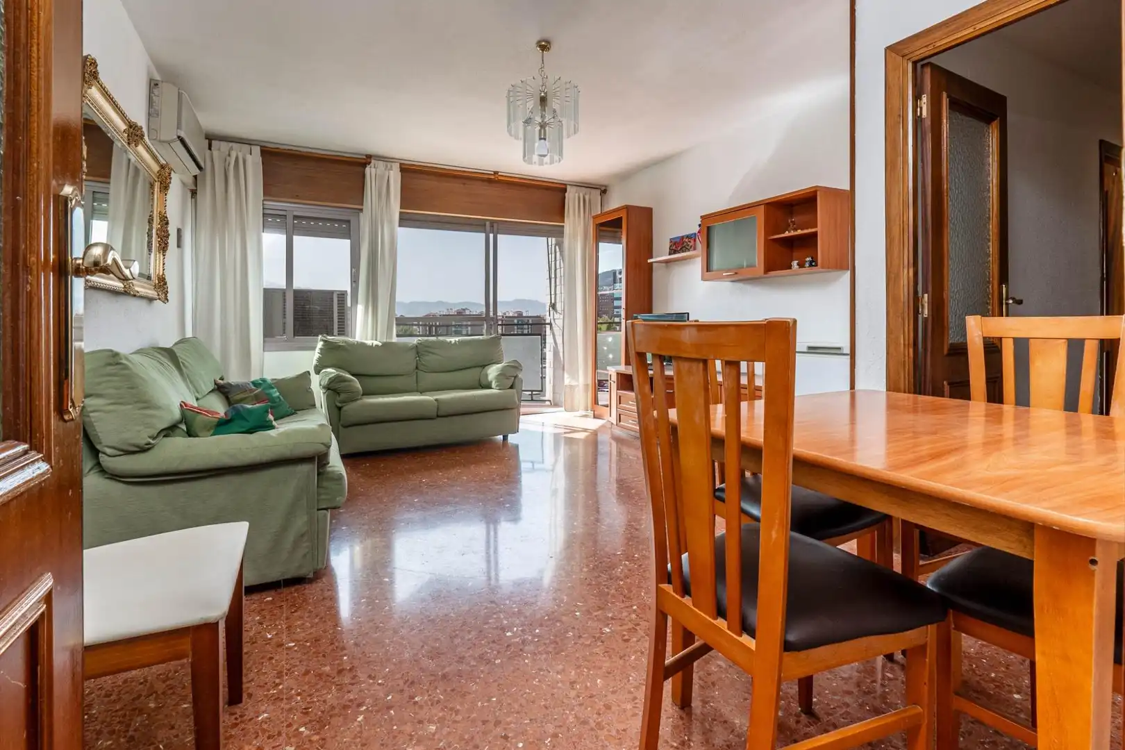 Zimmer in Calle PROFESOR FRANCISCO DALMAU, Joaquina Eguaras