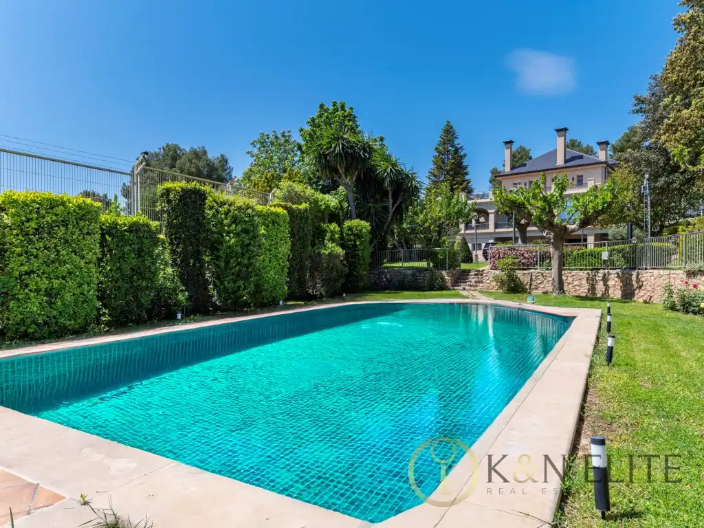 Piscina de Casa o xalet en venda en Cocentaina amb Aire condicionat, Calefacció i Jardí privat