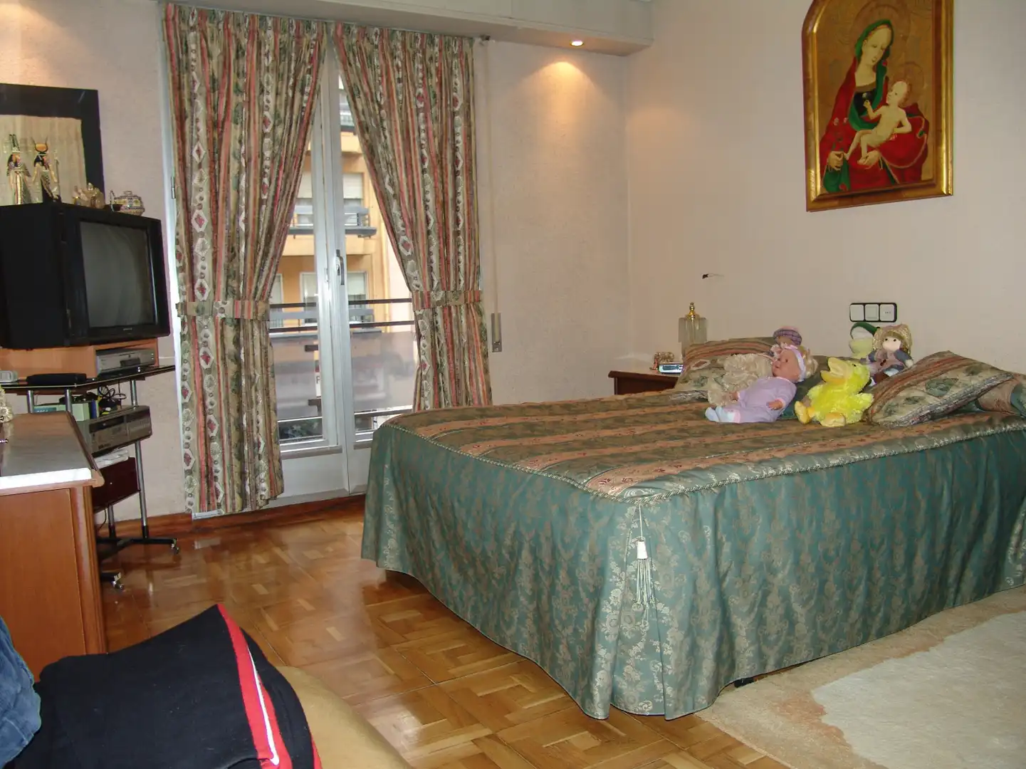 Habitación de Piso en venta en  Logroño con Calefacción, Terraza y Piscina
