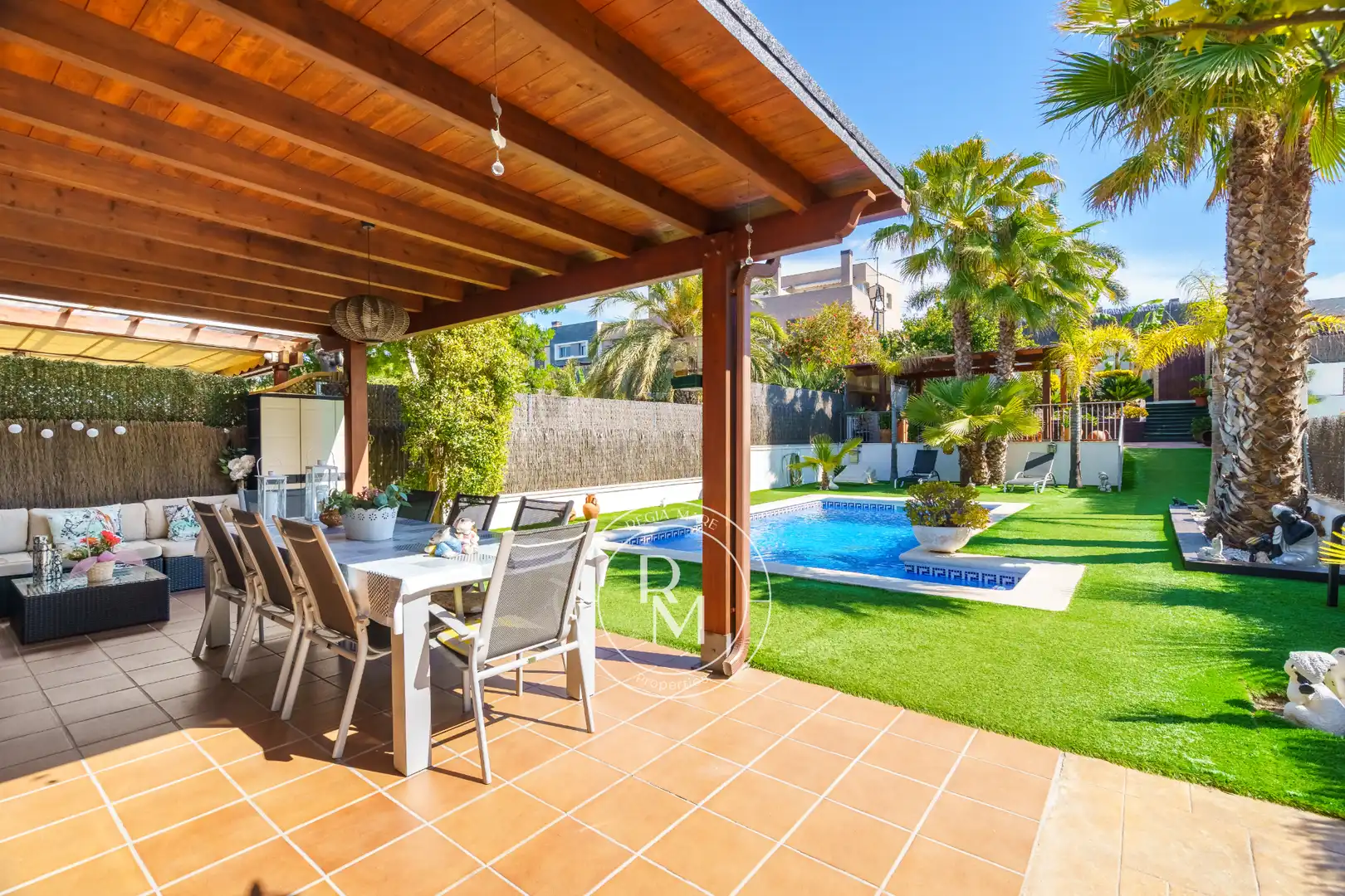 Jardín de Casa adosada en venta en Roda de Berà con Aire acondicionado, Calefacción y Jardín privado