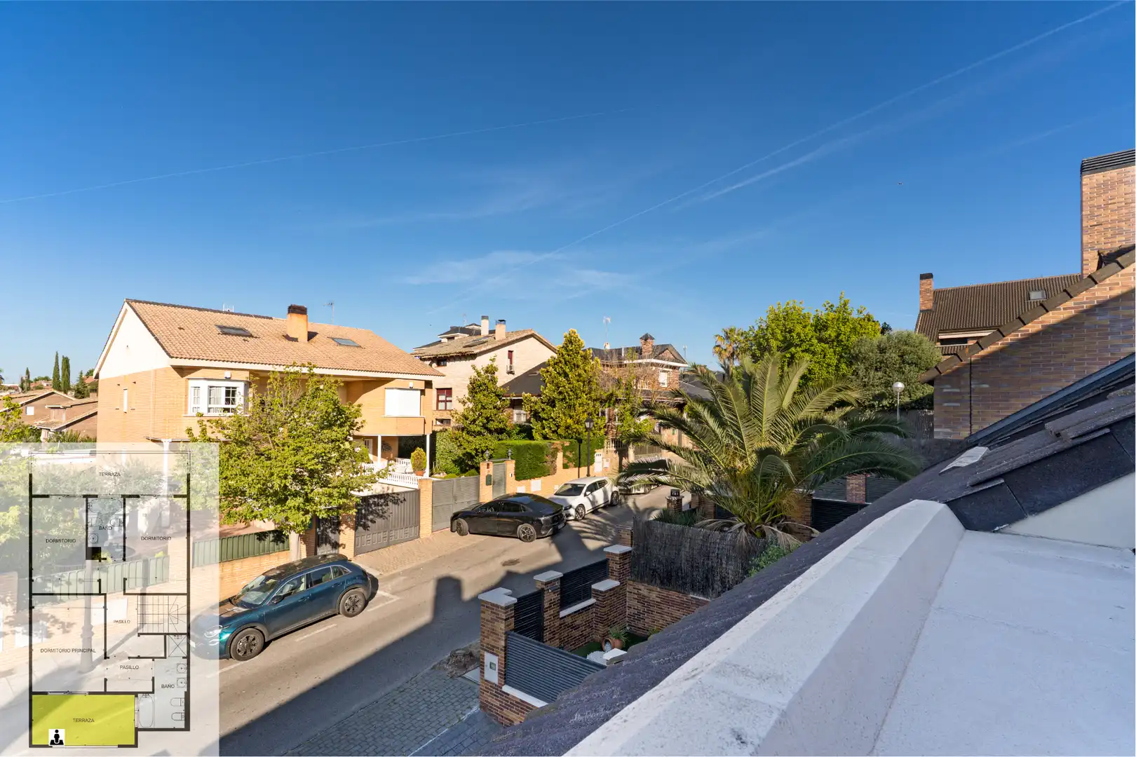 Vista exterior de Casa adosada en venda en Arroyomolinos (Madrid) amb Aire condicionat, Calefacció i Jardí privat