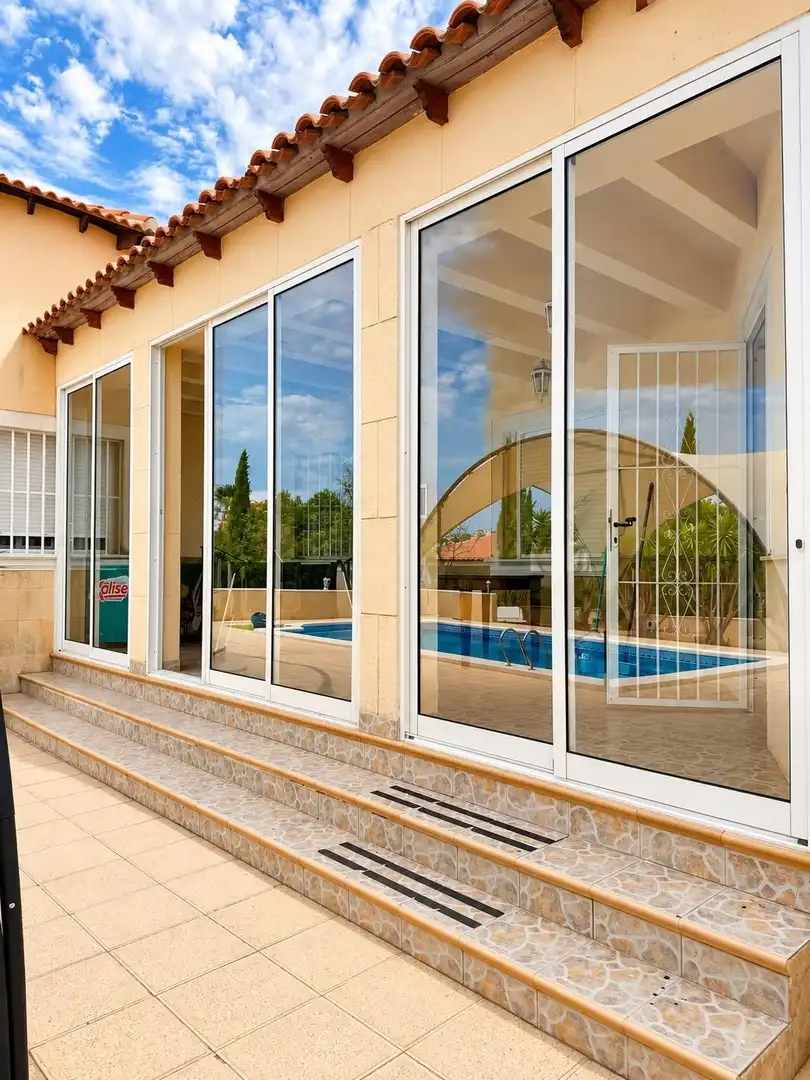 Chalet con jardín en venta en Campos del Río, imagen 2