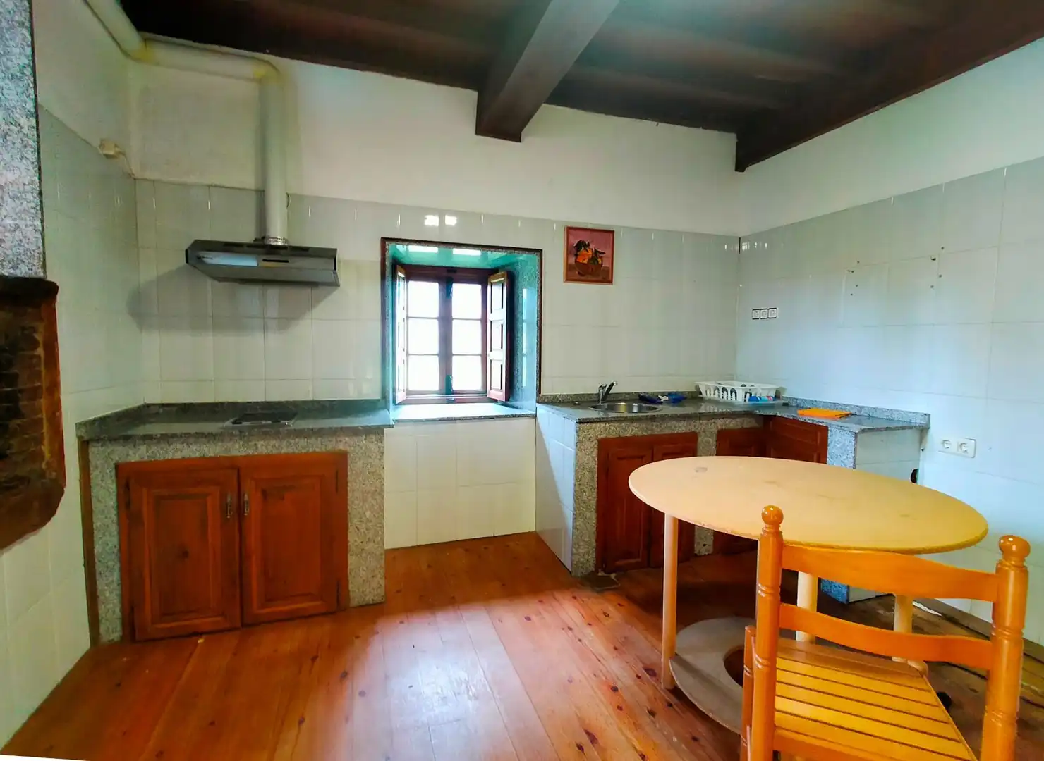 Cocina de Finca rústica en venta en Salas con Terraza y Trastero