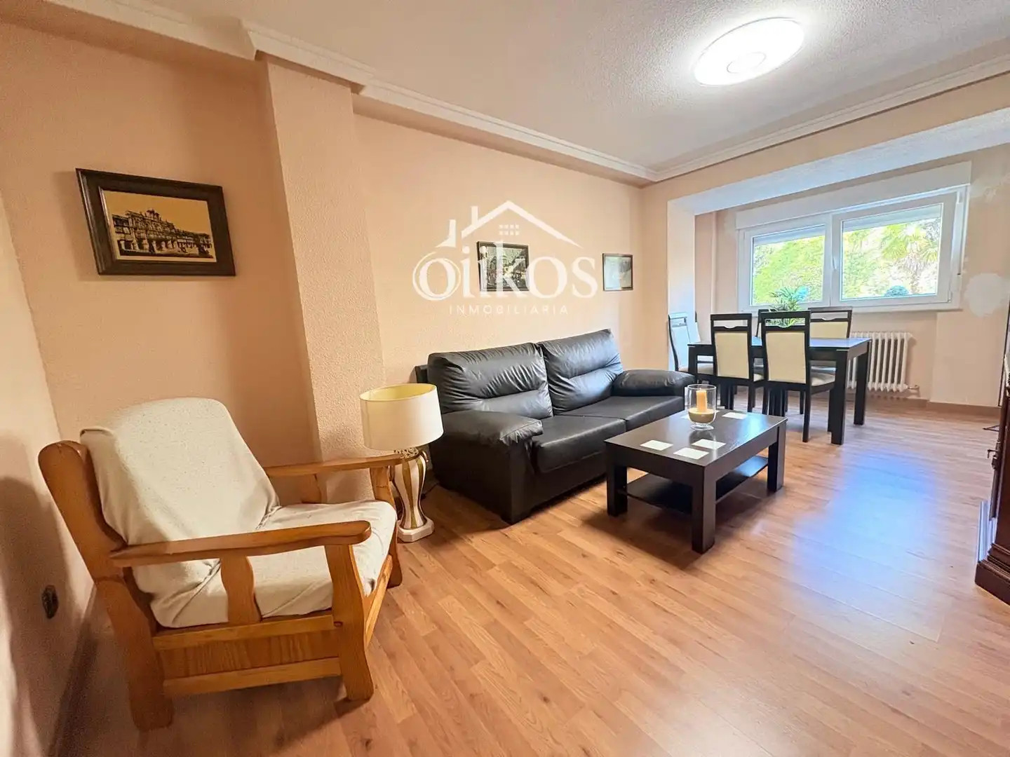 Wohnzimmer von Wohnung zum Verkauf in Salamanca mit Heizung, Parkett und Balkon