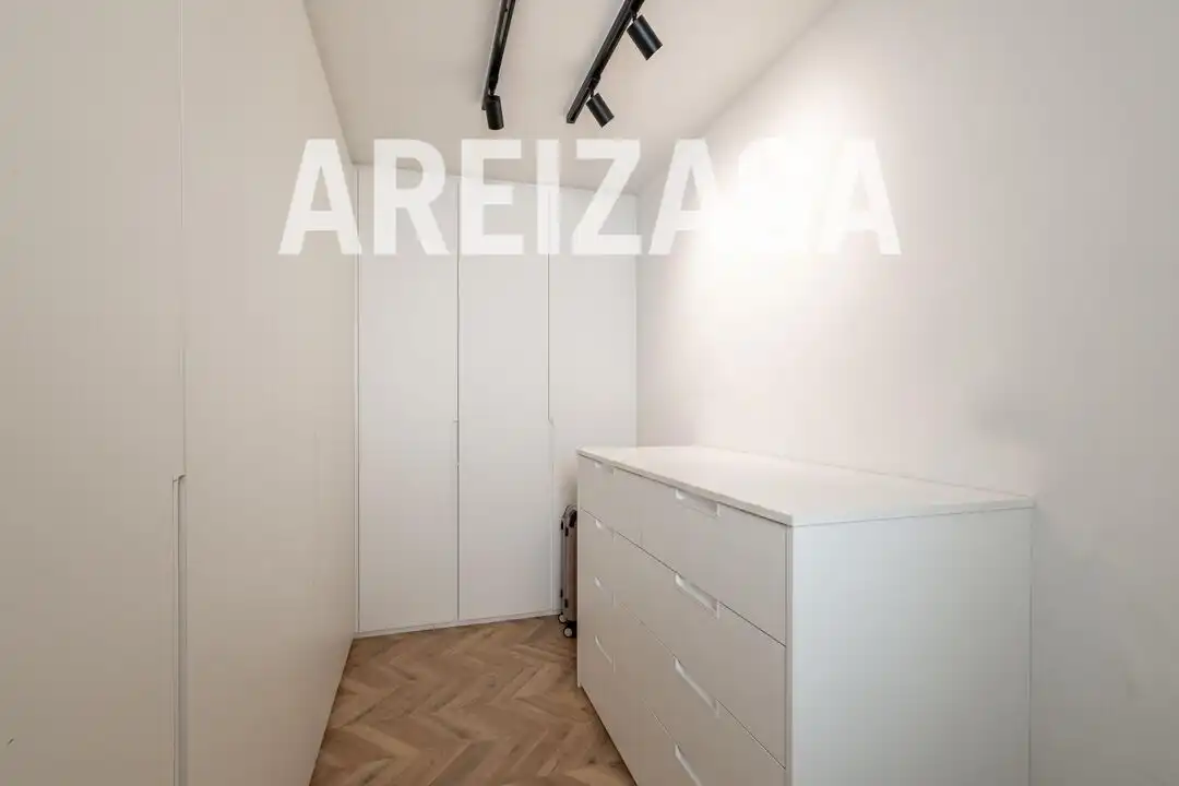 Pis en venda en Donostia - San Sebastián  amb Aire condicionat, Calefacció i Terrassa