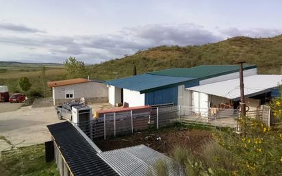 Vista exterior de Casa o xalet de lloguer en Serracines amb Aire condicionat