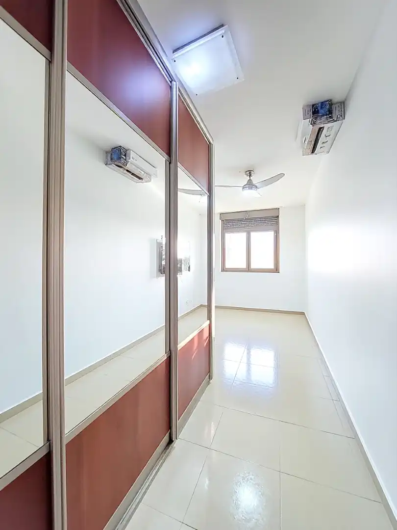 Wohnung zum Verkauf in Silla mit Klimaanlage, Abstellraum und Balkon