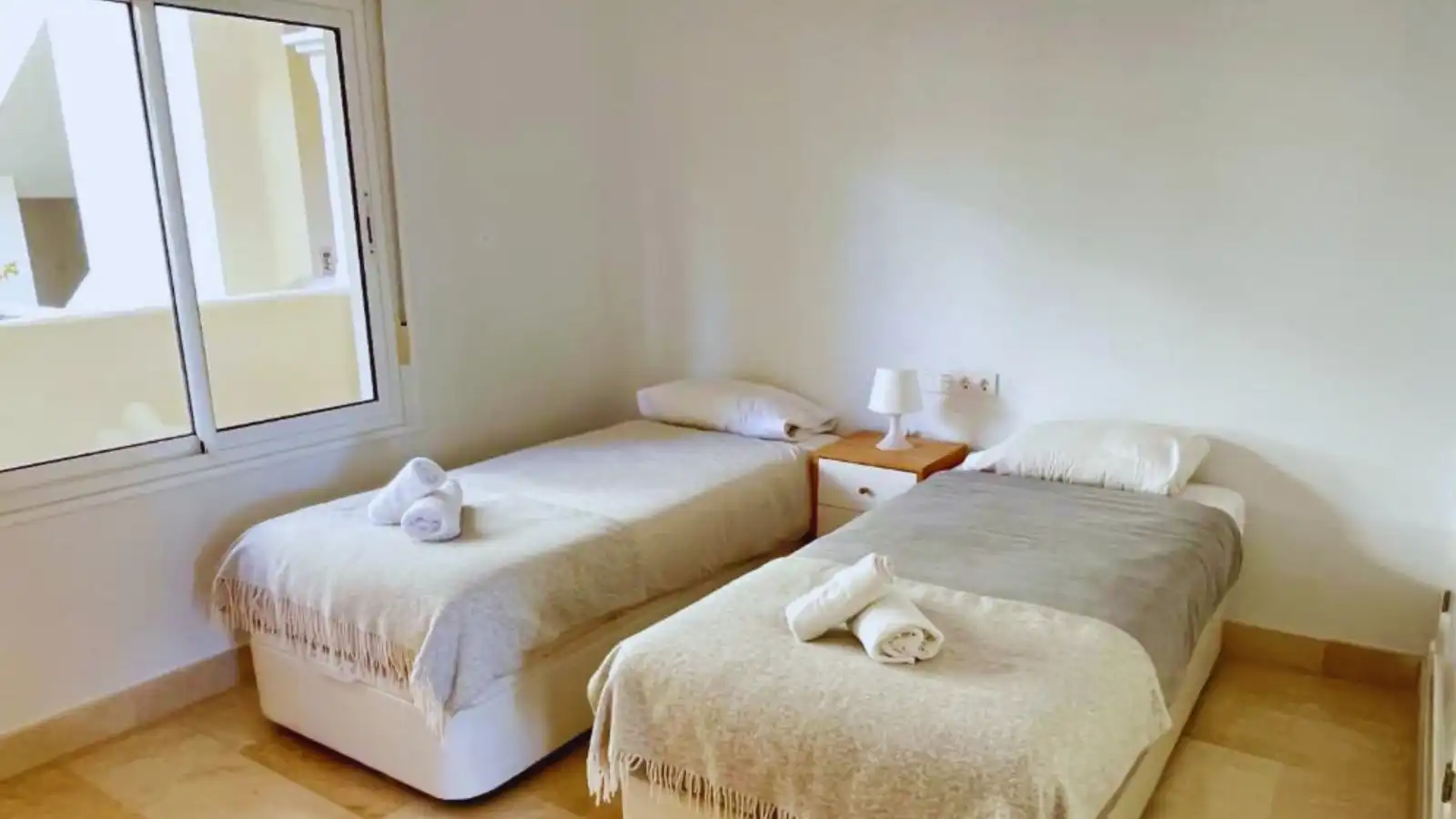 Apartment with terrace for sale in Nueva Andalucía, imagen 18