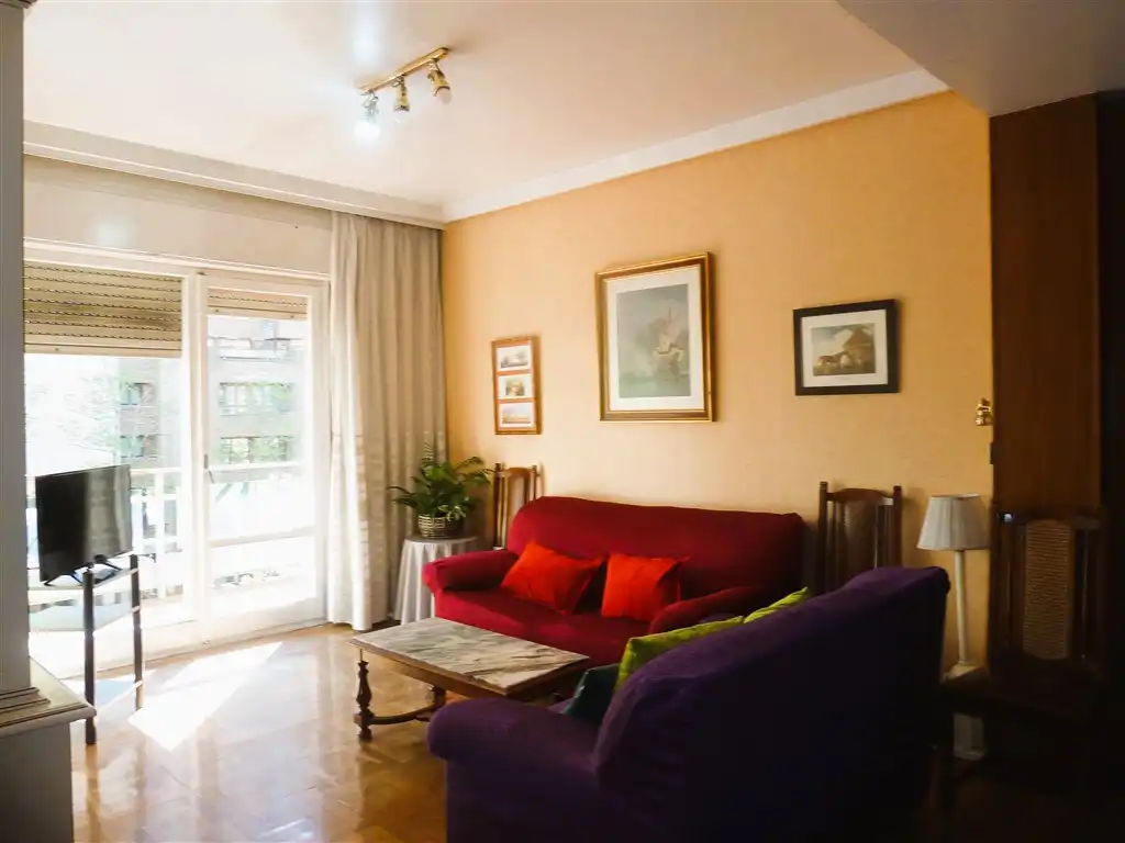 Sala de estar de Piso en venta en  Pamplona / Iruña con Calefacción, Parquet y Terraza