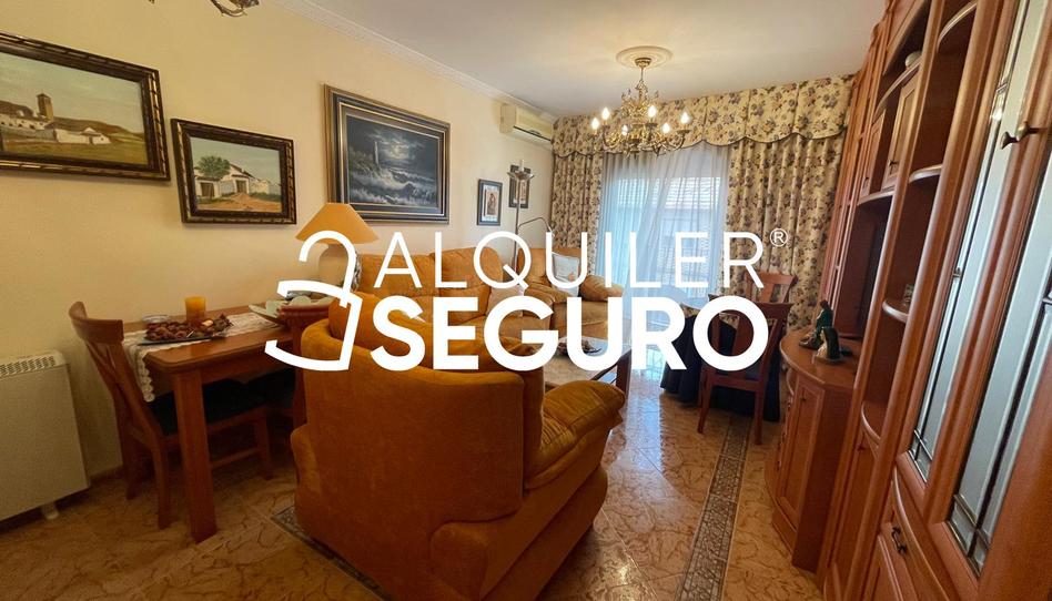 Photo 1 of Flat to rent in Juan Carlos I, Pedro Muñoz, Ciudad Real