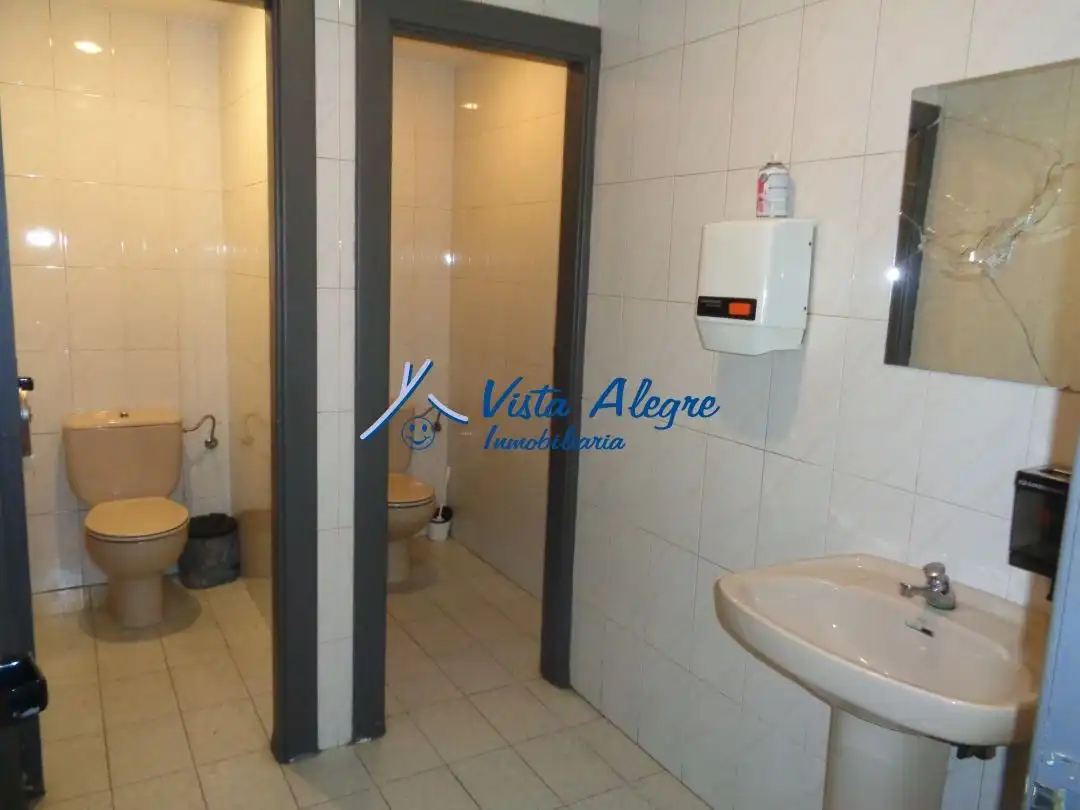 Baño de Local de alquiler en San Asensio