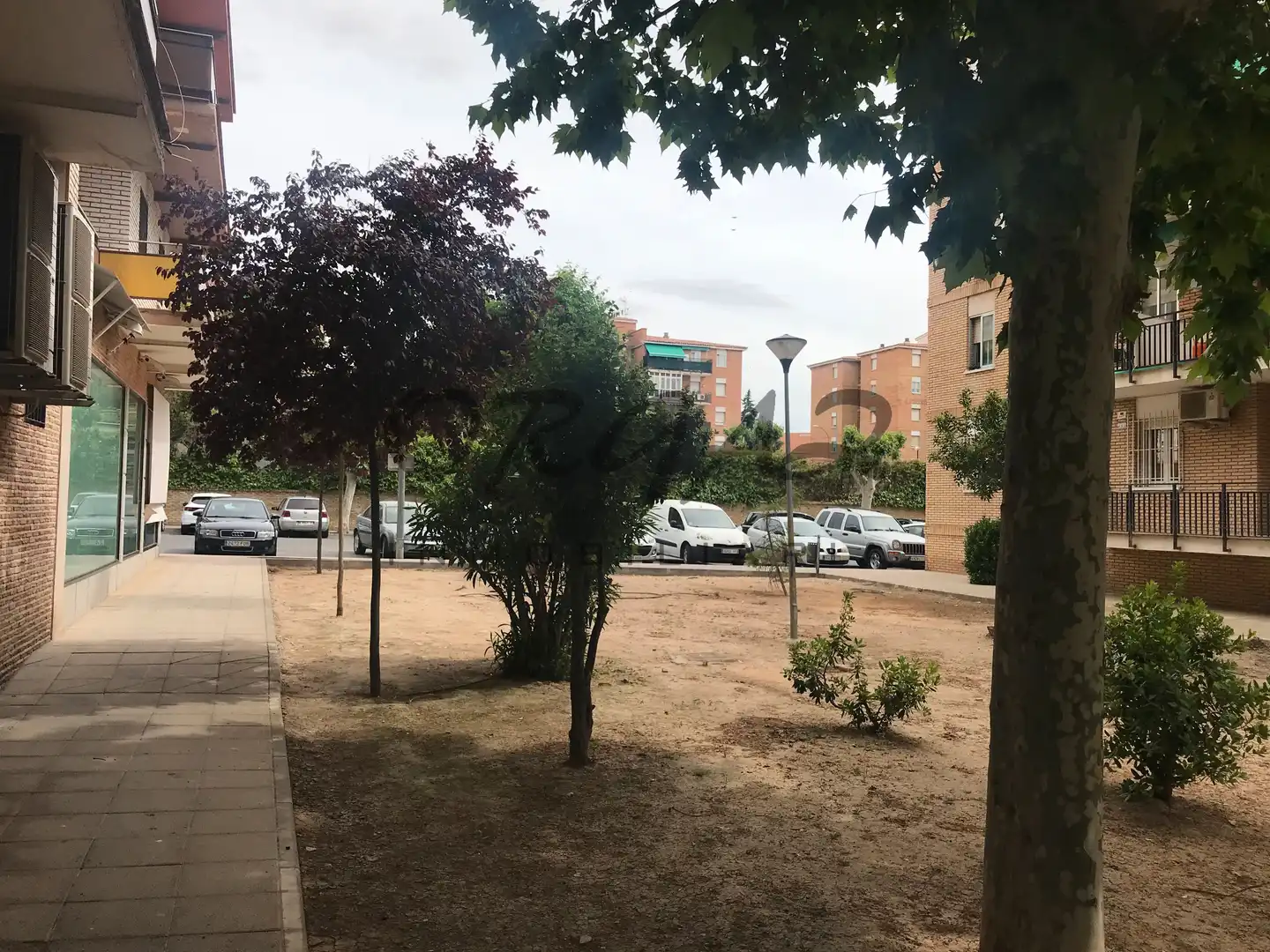 Vista exterior de Local en venda en Argés