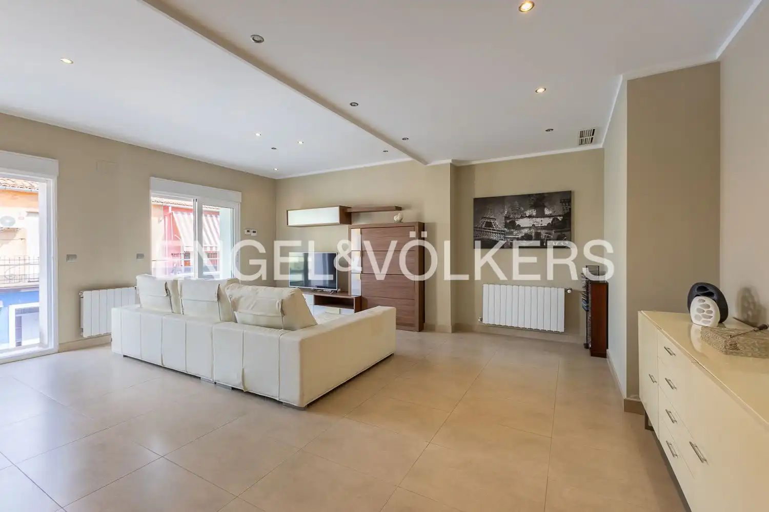 Sala de estar de Casa adosada en venta en Carcaixent con Aire acondicionado, Calefacción y Terraza