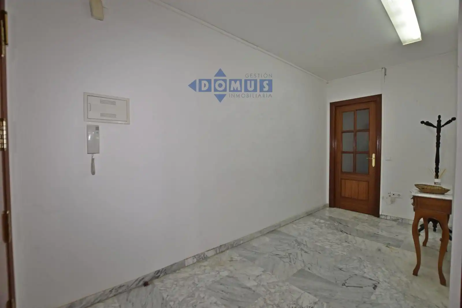 Flat for sale in Ronda  with Air Conditioner, Terrace and Furnished