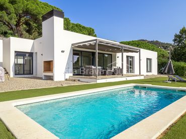 Maison avec piscine à vendre à Carrer del Baix Empordà