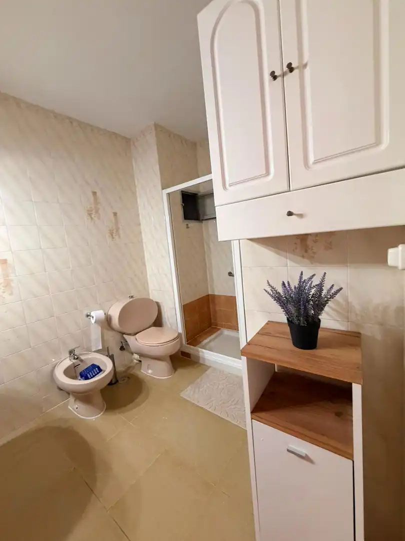 Baño de Piso de alquiler en Mérida con Aire acondicionado, Calefacción y Amueblado