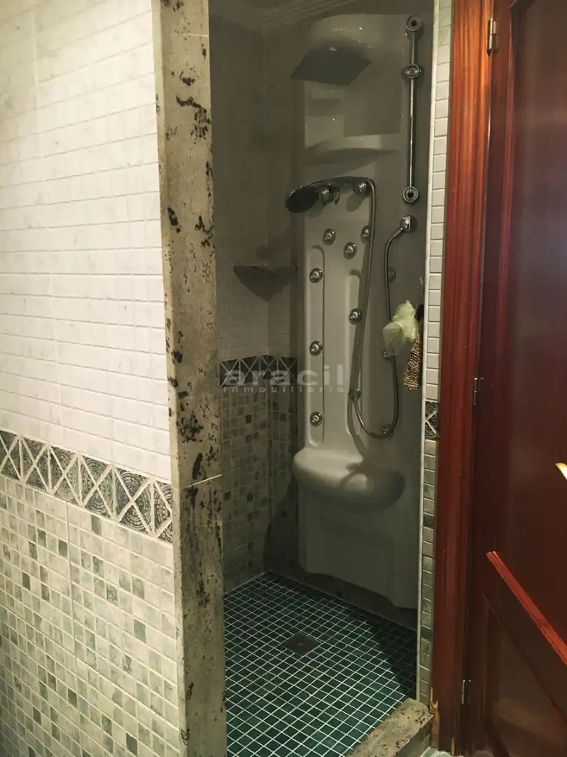 Bathroom of Flat for sale in Alcoy / Alcoi  with Air Conditioner and Terrace