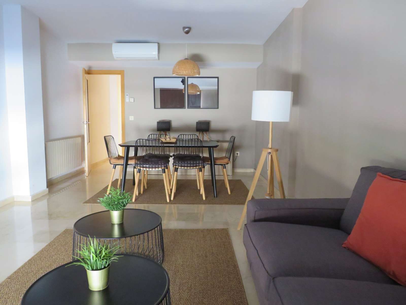 Living room of Apartment to share in  Valencia Capital  with Air Conditioner, Heating and Terrace
