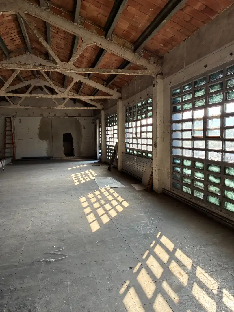 Nave industrial en alquiler en Carrer Jaume I
