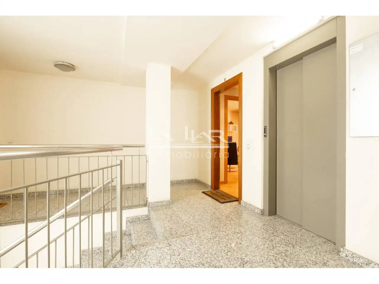 Flat for sale in Vic  with Air Conditioner, Heating and Parquet flooring