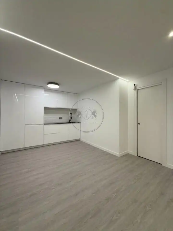Küche von Büro zur Miete in Madrid mit Klimaanlage