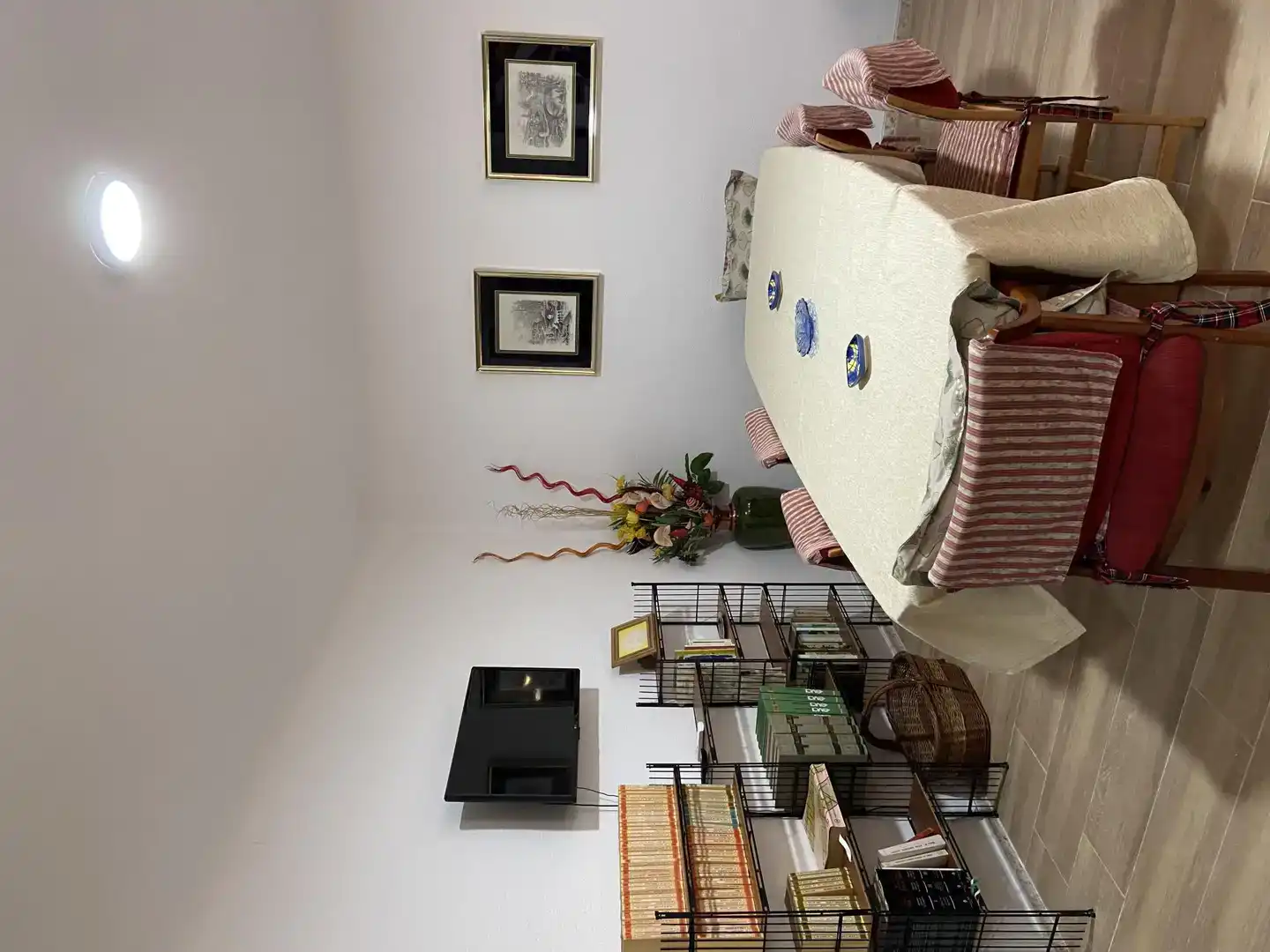 Wohnzimmer von Einfamilien-Reihenhaus zur Miete in Quintanar del Rey mit Klimaanlage, Möbliert und Balkon