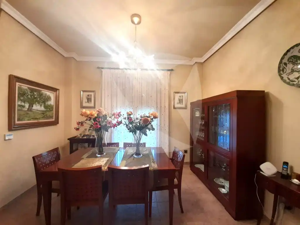 Casa o xalet en venda a Río Búrdalo, Avenida Elvas