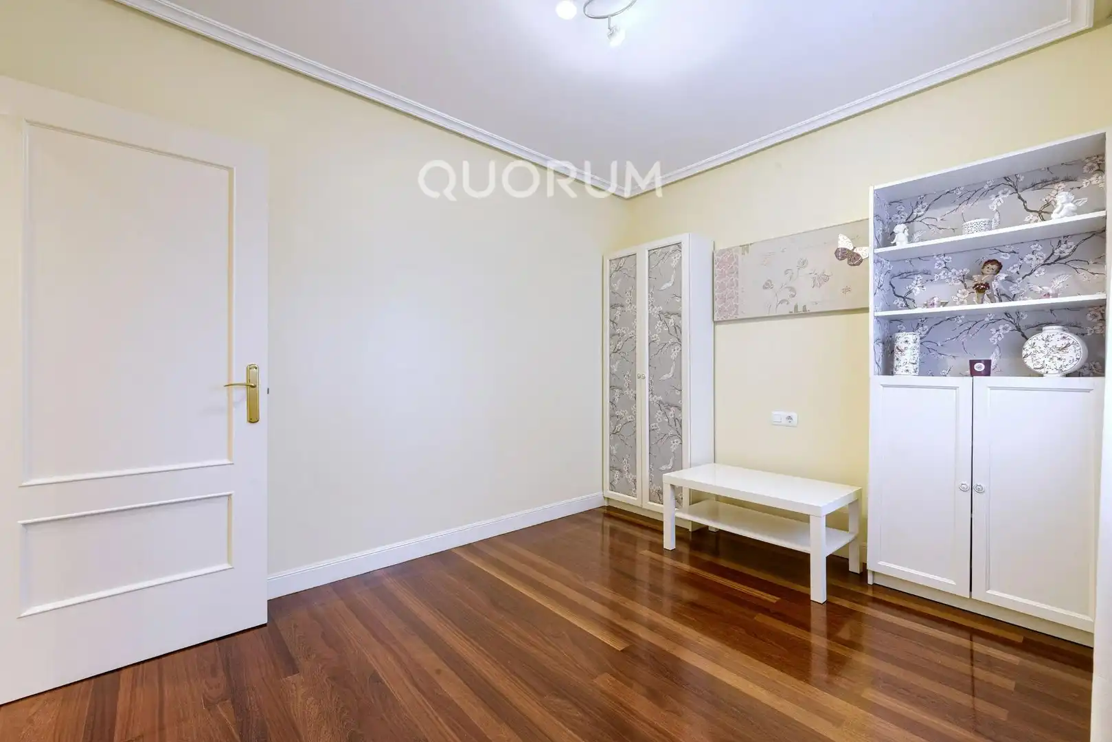 Habitación de Piso en venta en Barakaldo  con Calefacción, Trastero y Amueblado