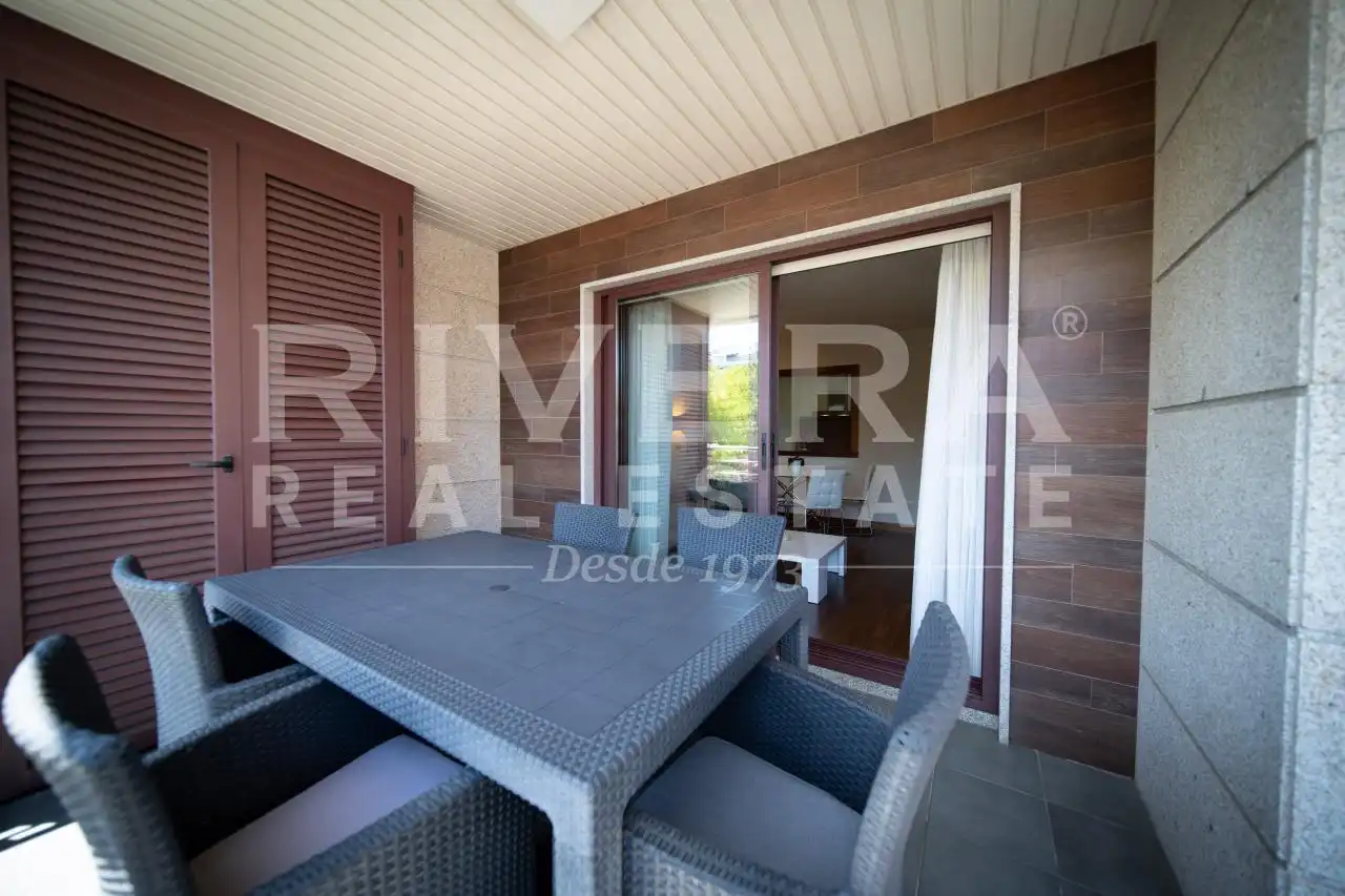Terrasse von Wohnung zum Verkauf in Sanxenxo mit Heizung, Terrasse und Abstellraum