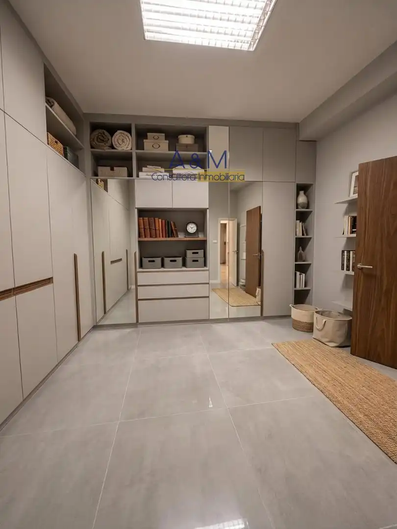 Habitación de Local en venta en Valladolid con Aire acondicionado