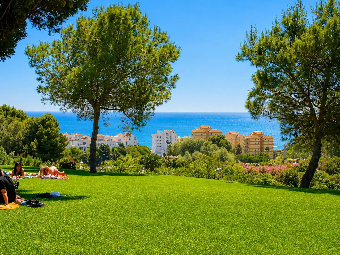 Garden of Apartments for sale in Benalmádena  with Air Conditioner, Heating and Terrace