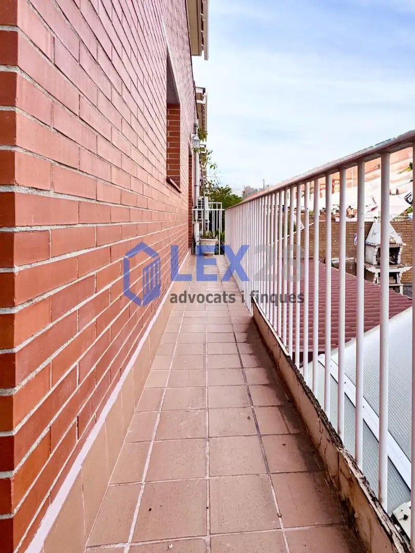 Terraza de Casa adosada en venta en Badalona con Aire acondicionado, Calefacción y Jardín privado