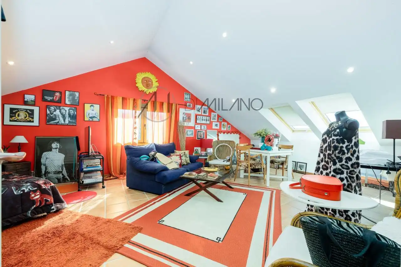 Sala d'estar de Casa o xalet en venda en Nigrán amb Calefacció, Jardí privat i Terrassa
