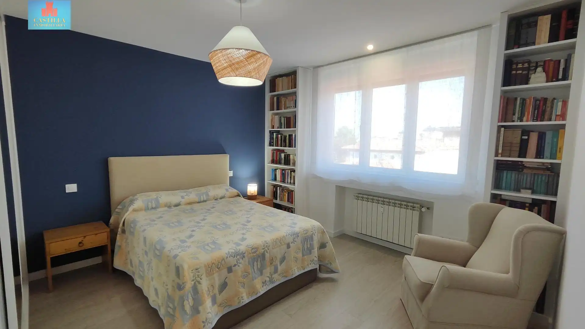 Habitación de Piso en venta en Ávila con Calefacción, Jardín privado y Terraza