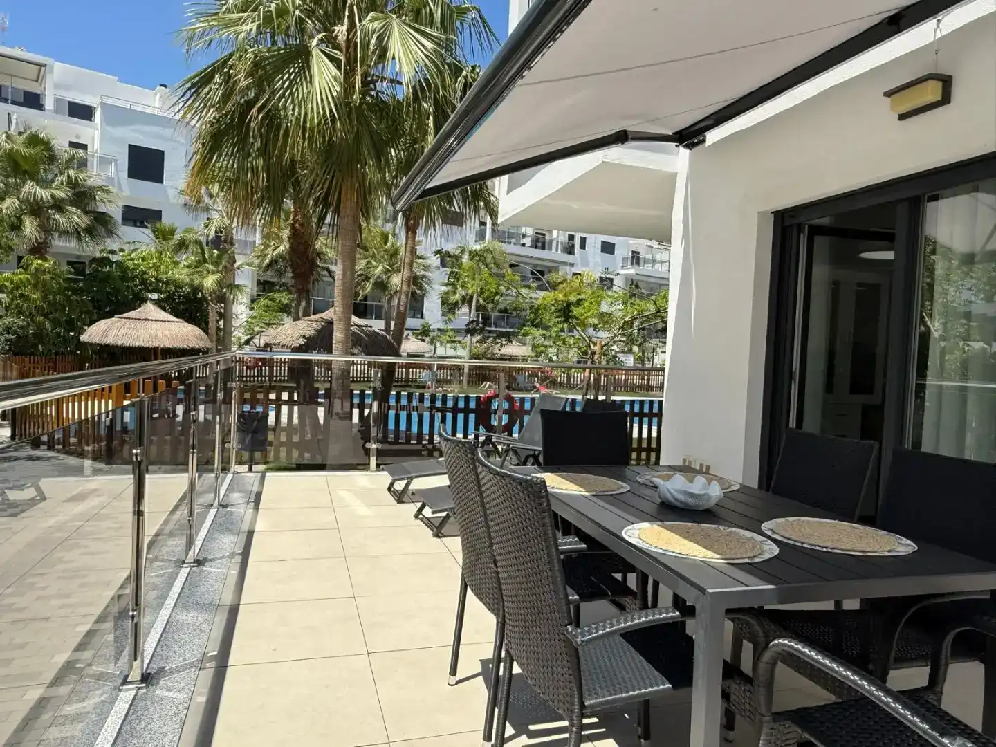Terrasse von Wohnung zur Miete in Motril mit Klimaanlage, Schwimmbad und Balkon
