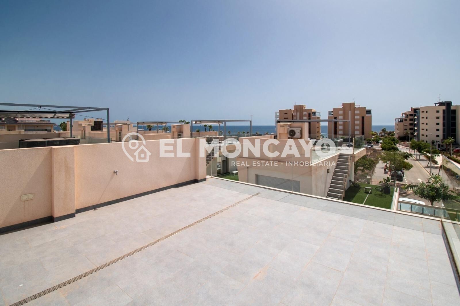 Terrace of House or chalet for sale in Pilar de la Horadada  with Air Conditioner, Private garden and Terrace