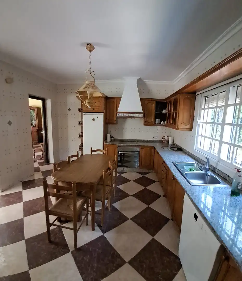 Cocina de Casa o chalet en venta en Palomares del Río con Aire acondicionado, Jardín privado y Terraza