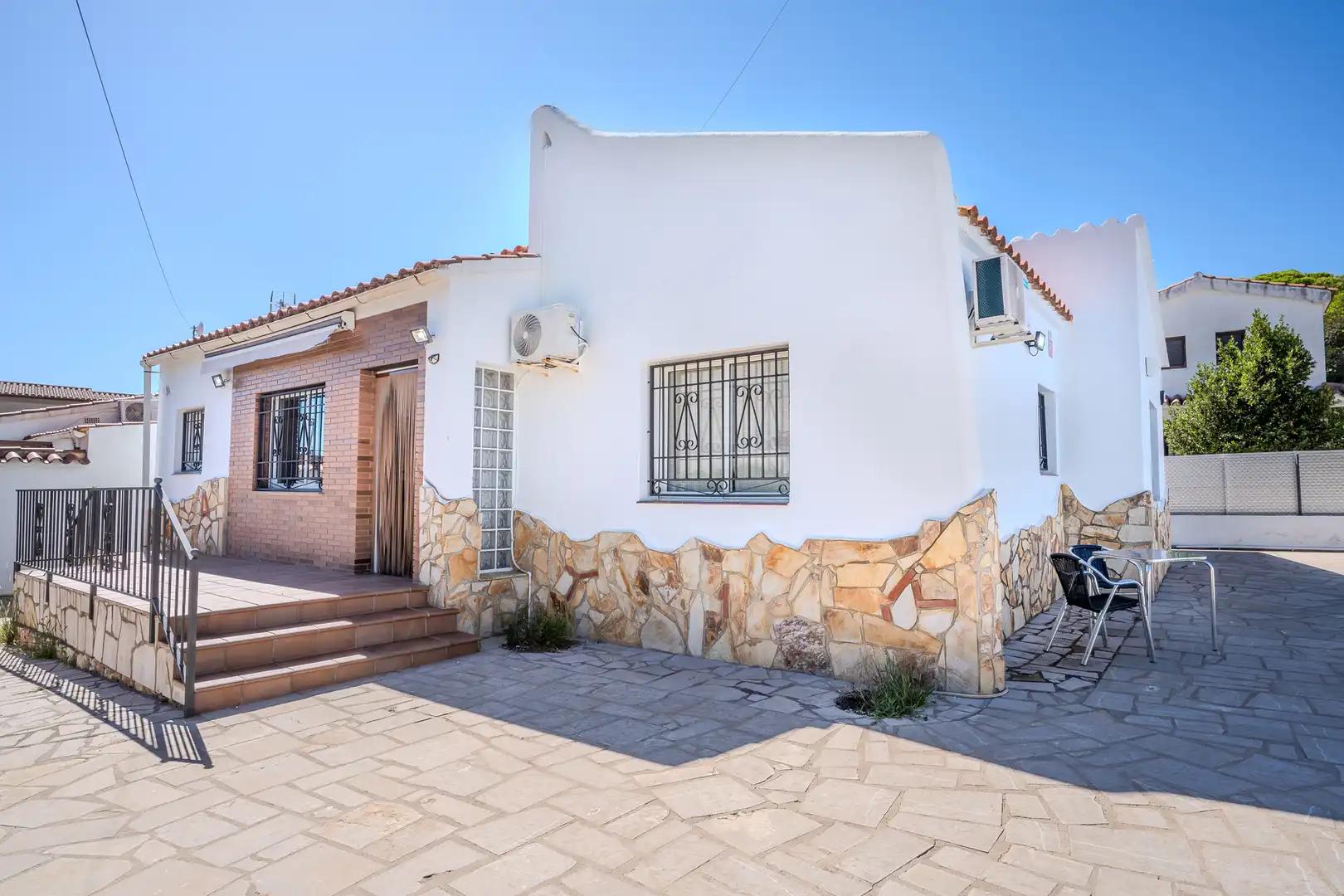 Vista exterior de Casa o chalet en venta en L'Ametlla de Mar  con Aire acondicionado, Calefacción y Terraza