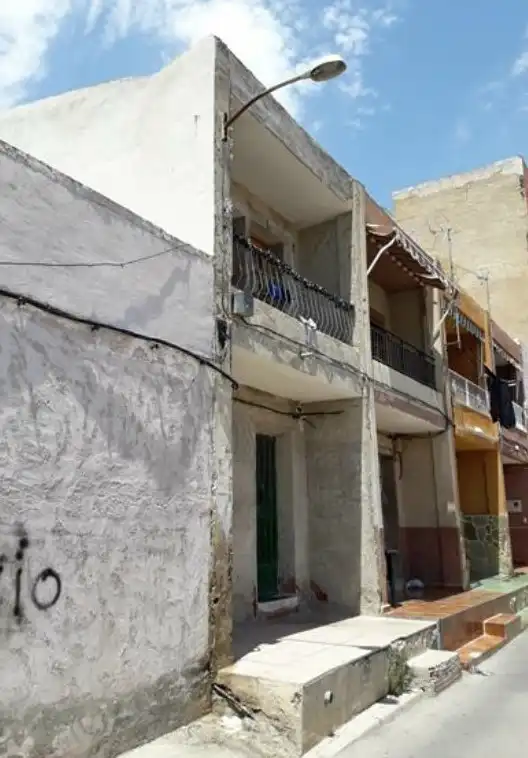 Vivienda en venta en C/ Farmacéutico José María López Leal, imagen 2