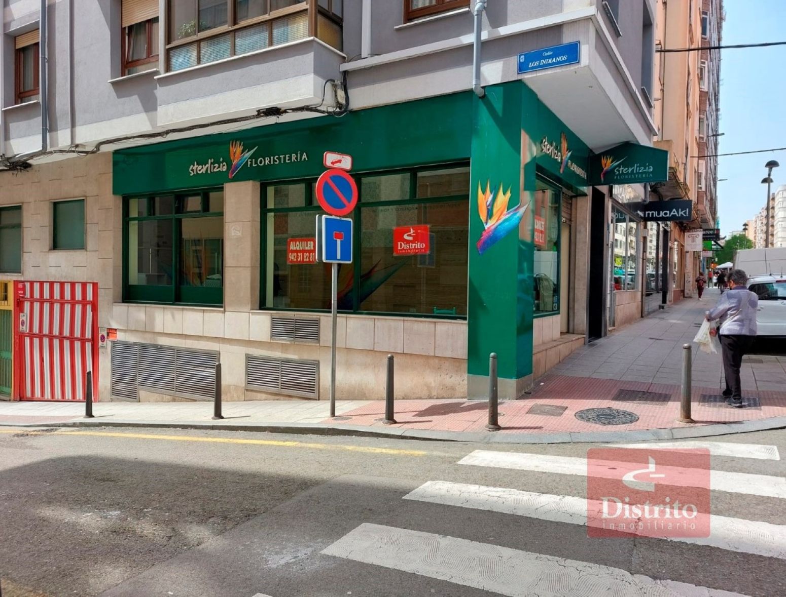 Vista exterior de Local en venda en Santander