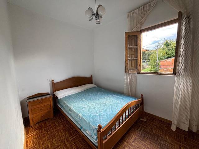 Casa-chalet en Venta en Castropodame