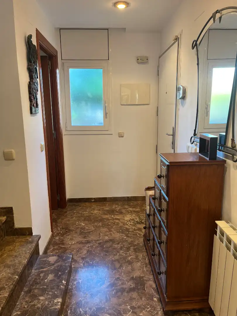 Adosado con terraza en venta en Carrer Berna 23, imagen 5