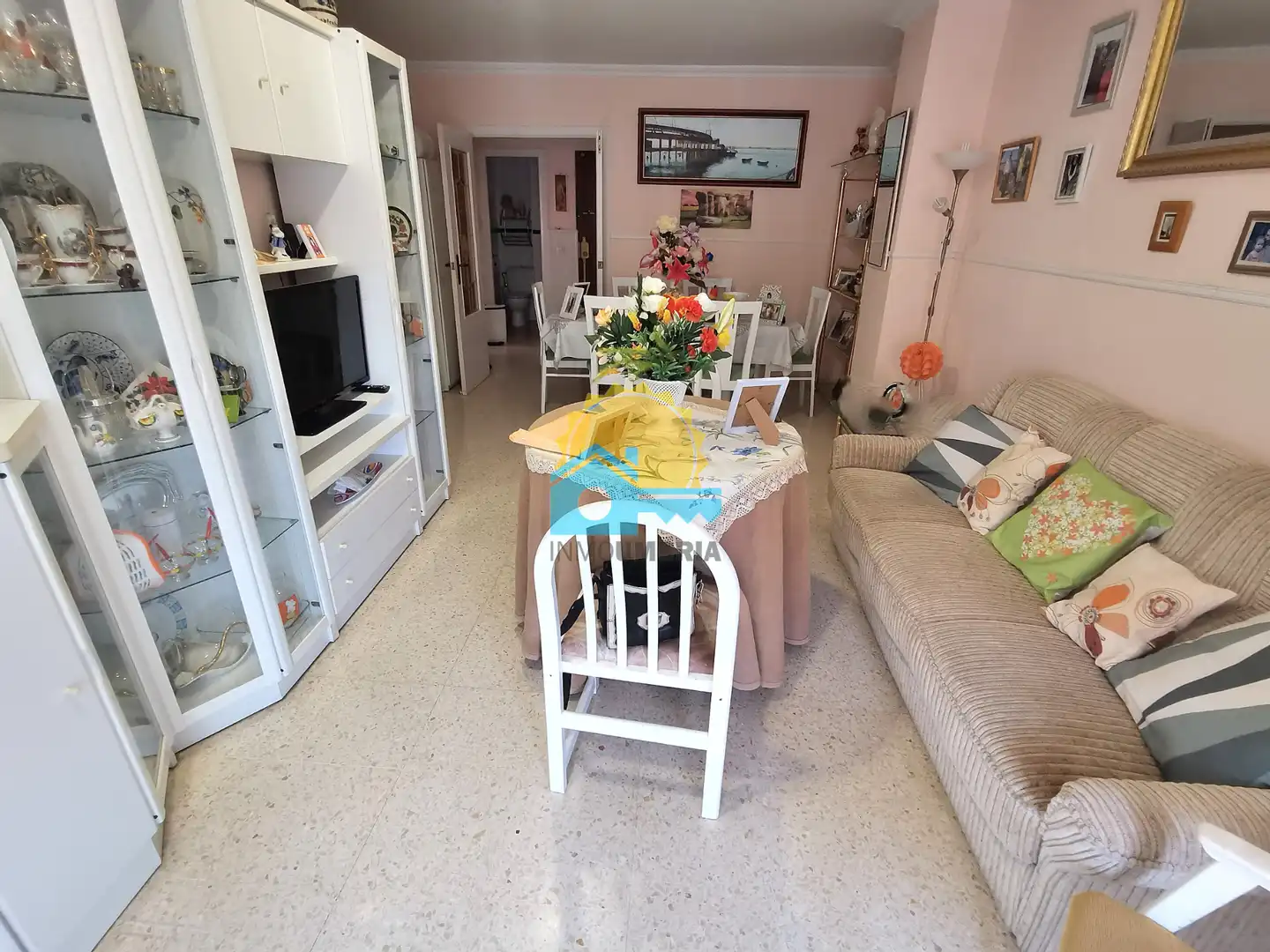 Sala d'estar de Pis en venda en Huelva amb Moblat i Balcó