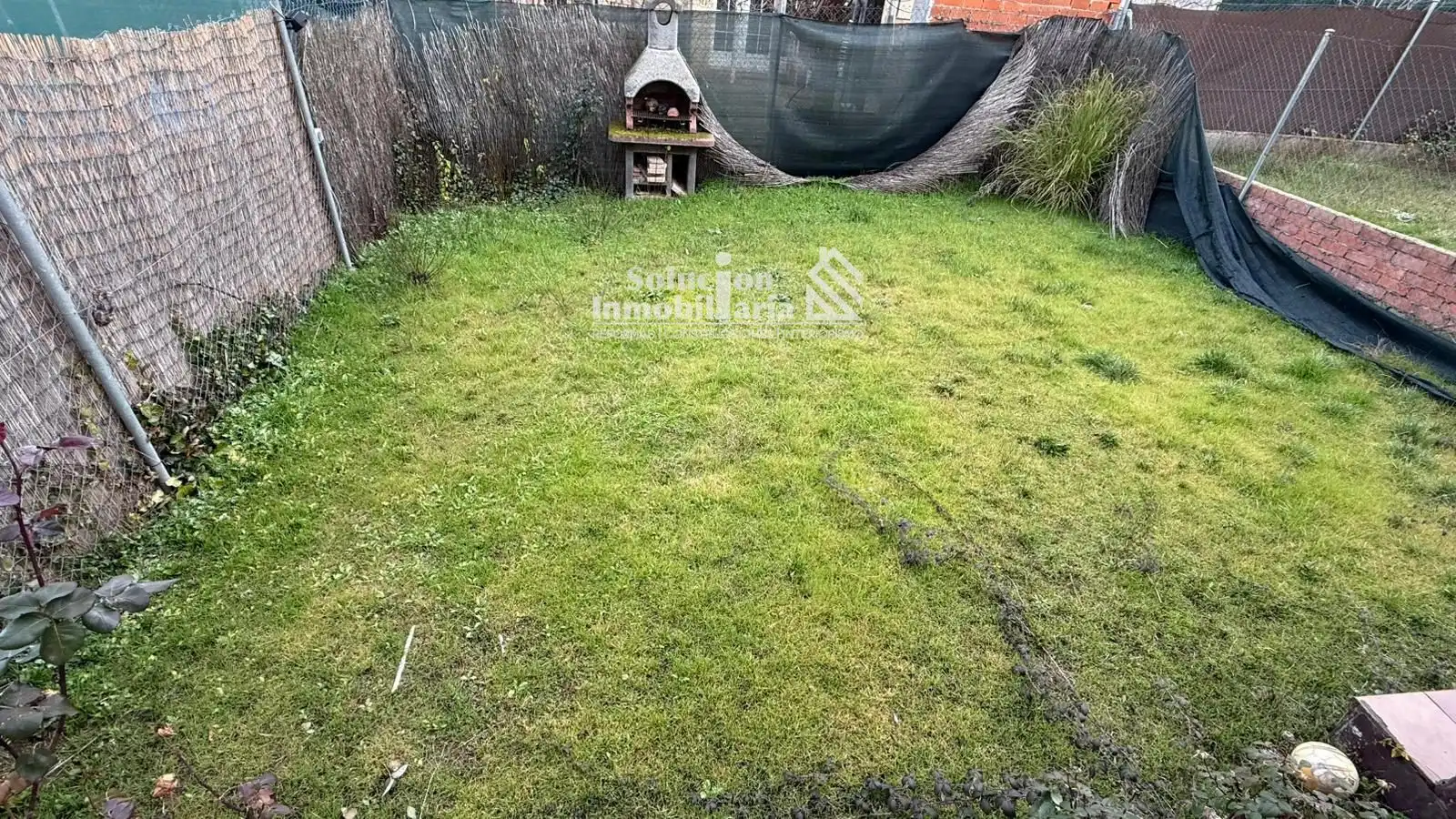 Casa adosada en venta en Carrascal de Barregas con Calefacción, Terraza y Amueblado